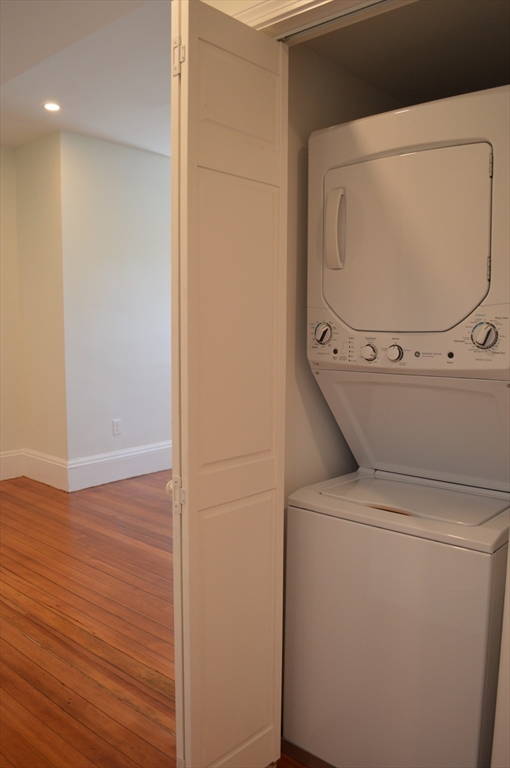 374 B Centre Street, Unit 2 Boston, MA 02130 - Photo 11 of 11 a utility room with dryer and washer