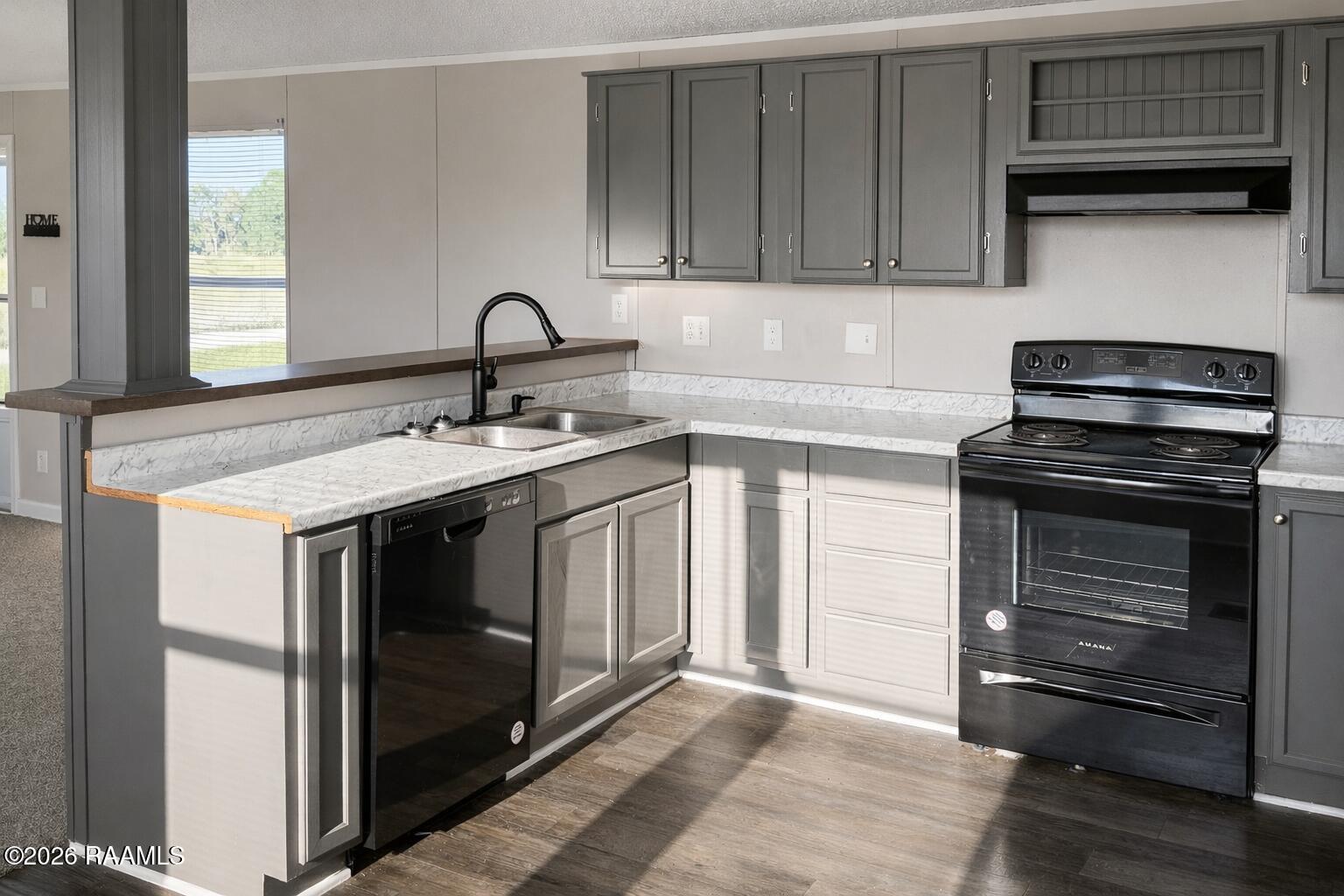 1968 Greenwood Road Ville Platte, LA 70586 - Photo 3 of 11 Kitchen