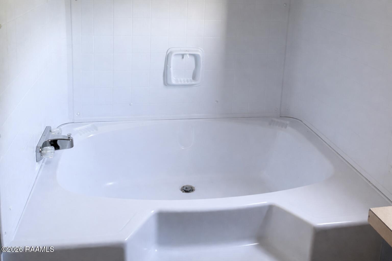 1968 Greenwood Road Ville Platte, LA 70586 - Photo 5 of 11 primary bathroom