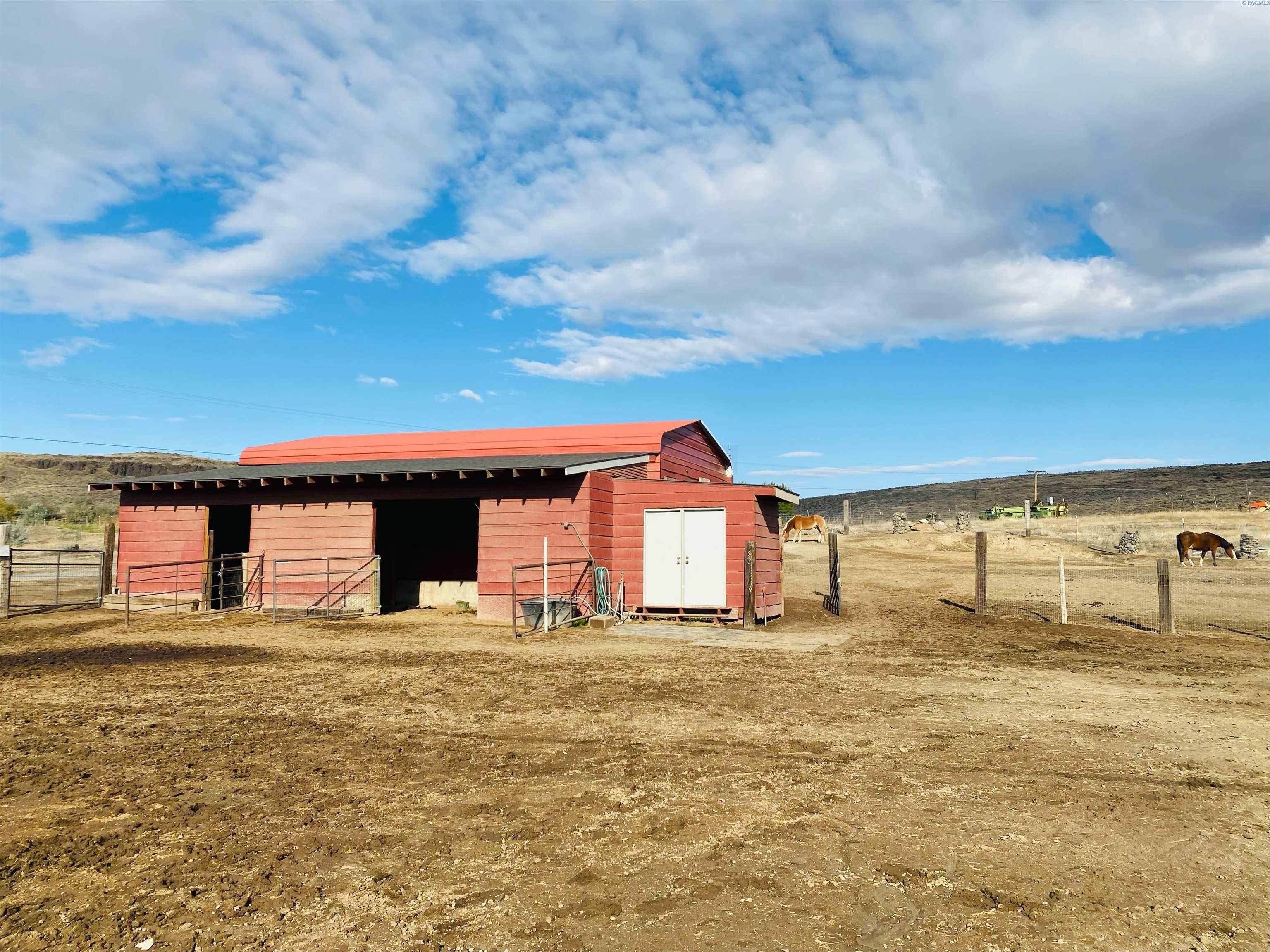 34002 West Rayhill Road Benton City, WA 99320 - Photo 21 of 30 Gallery Image 21
