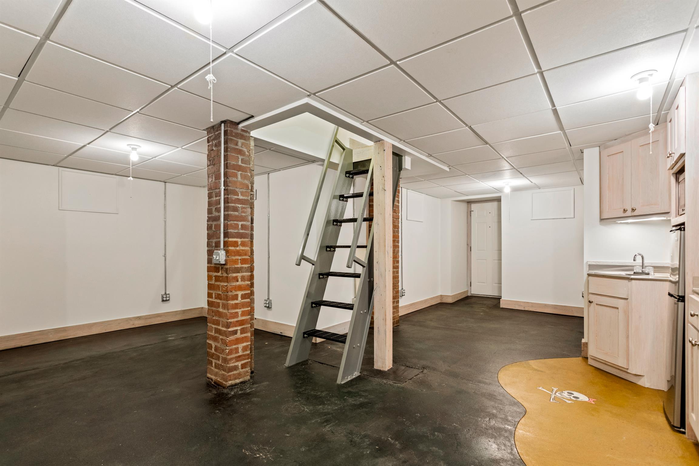 921 Fair Street Franklin, TN 37064 - Photo 27 of 30 a view of a livingroom with entryway wooden floor and windows