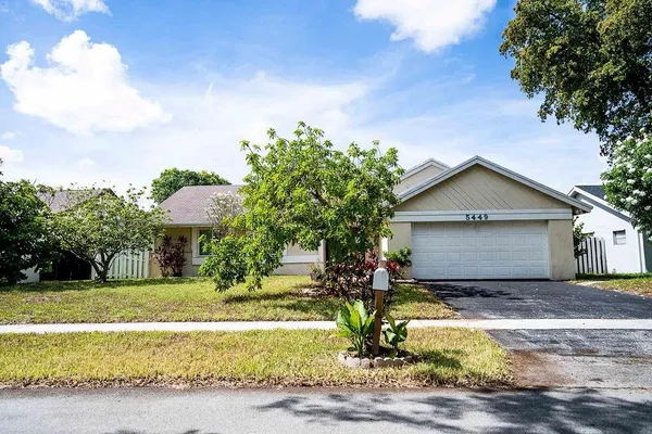 $429,999 | 5449 Northwest 56th Court, Tamarac, FL 33319