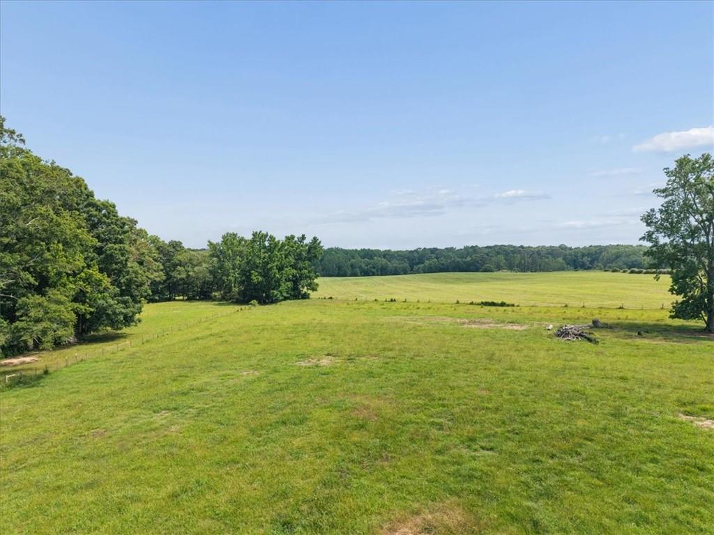929 Nicholsville Road Monroe, GA 30656 - Photo 25 of 32 a view of an ocean and beach