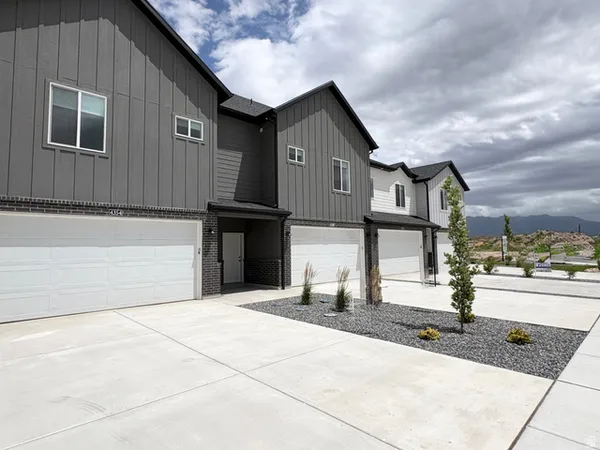 $415,000 | 4354 West 1825th North, Unit 104, West Point, UT 84015