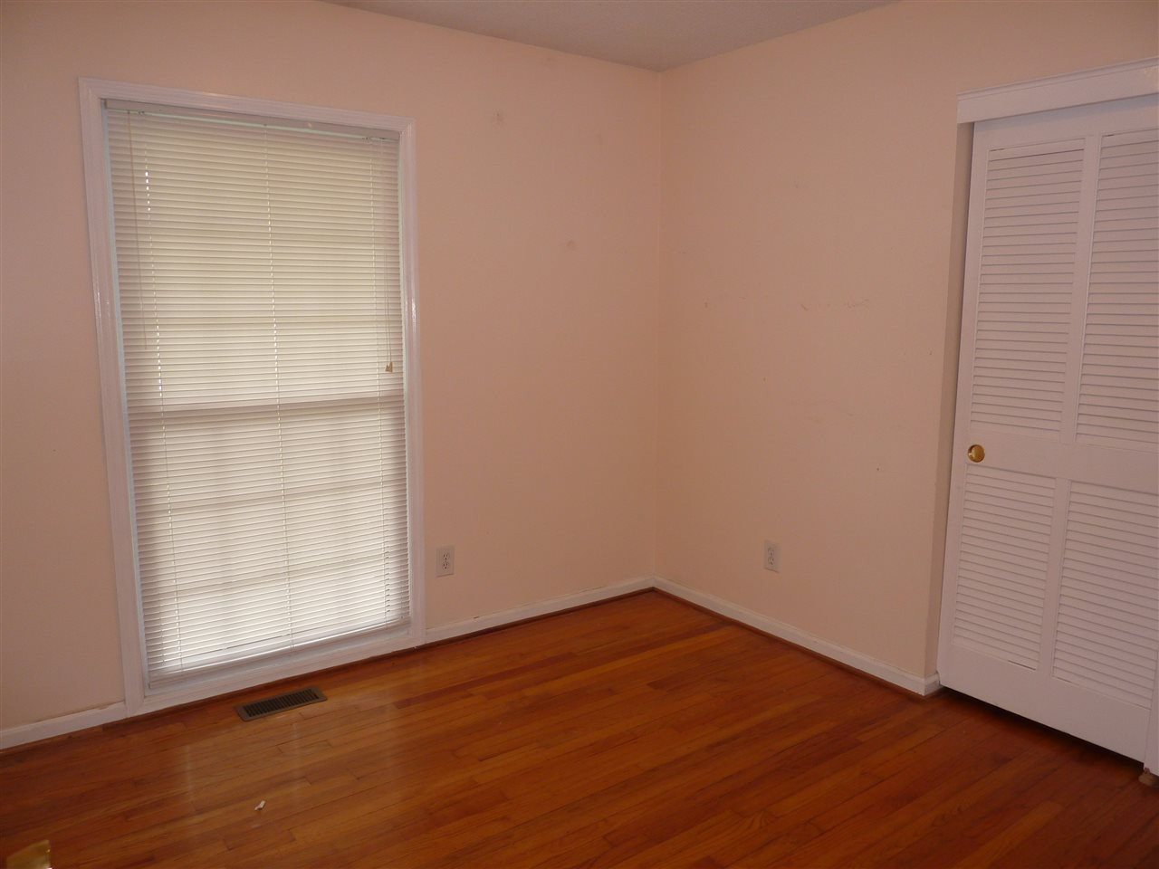 7201 Perry Creek Road Raleigh, NC 27616 - Photo 10 of 16 Hardwood floors and lots of natural light! Bedroom