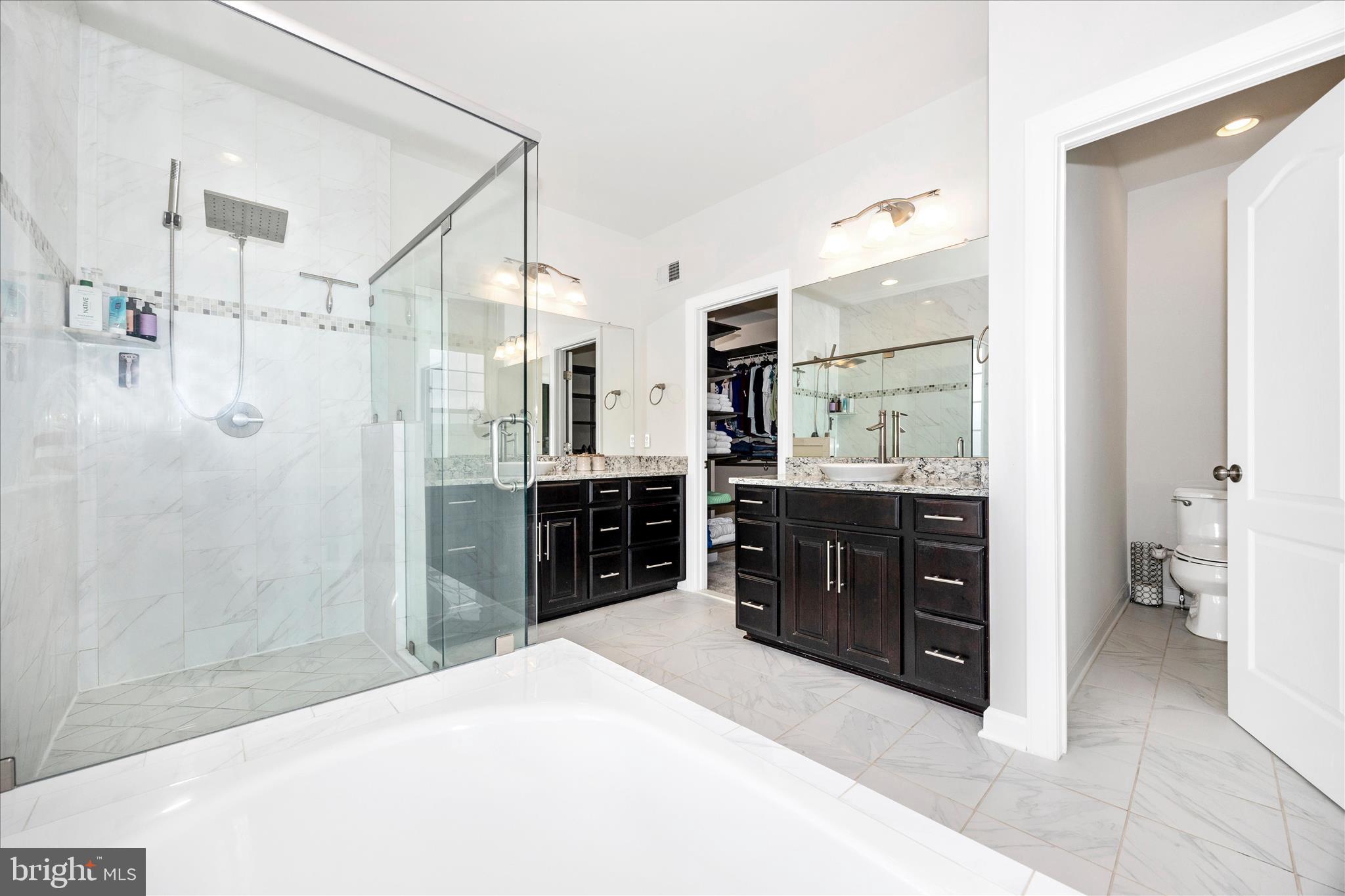 10409 Easterday Road Myersville, MD 21773 - Photo 29 of 57 Primary Bathroom