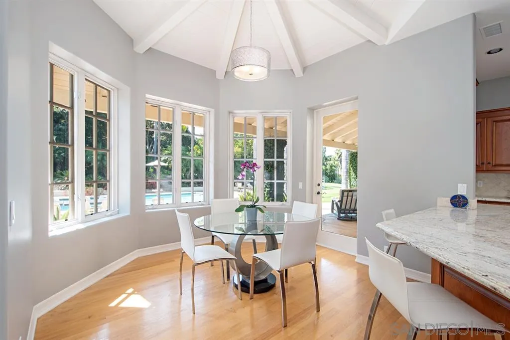 6955 Rancho La Cima Drive Rancho Santa Fe, CA 92067 - Photo 12 of 25 Gallery Image 12