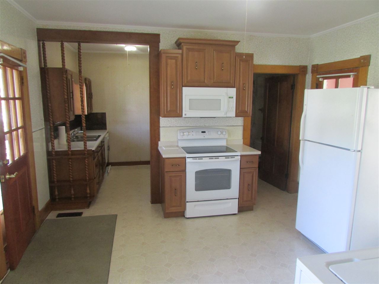98 High Street Hardwick, VT 05843 - Photo 4 of 25 Gallery Image 4