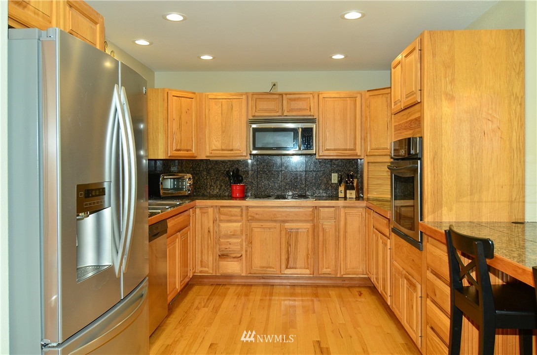 11347 Summit Lake Road Northwest Olympia, WA 98502 - Photo 11 of 23 Gallery Image 11