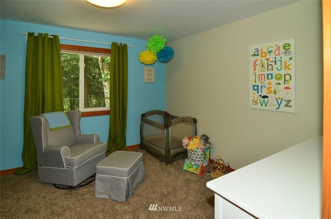 11347 Summit Lake Road Northwest Olympia, WA 98502 - Photo 16 of 23 Gallery Image 16