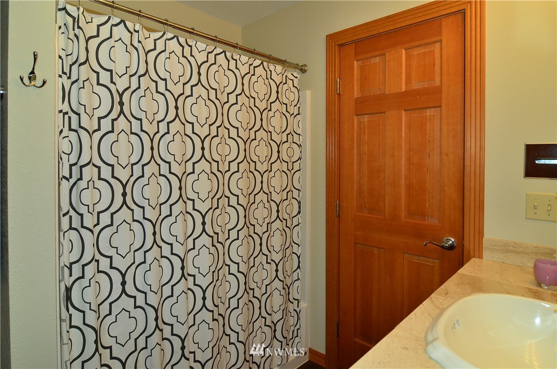 11347 Summit Lake Road Northwest Olympia, WA 98502 - Photo 19 of 23 Gallery Image 19