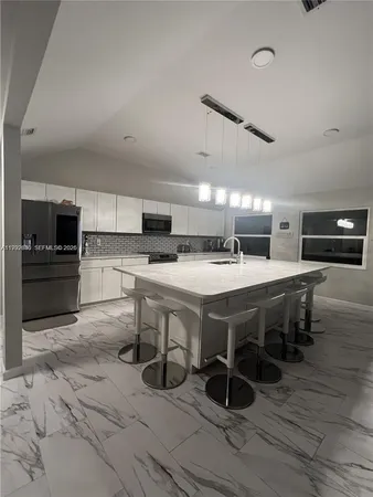 $2,600 | 310 South 3rd Street, Haines City, FL 33844