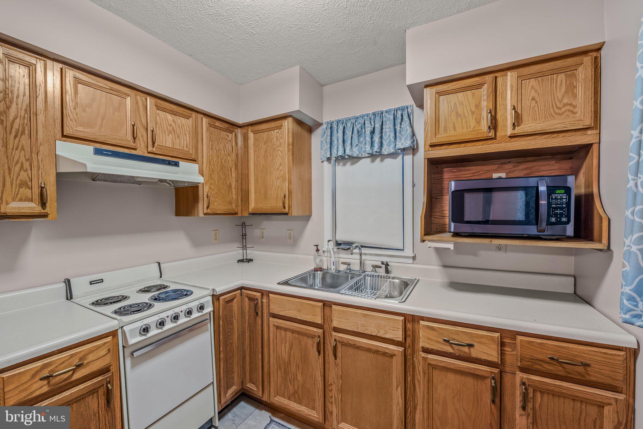 160 Main Street Ridgeley, WV 26753 - Photo 47 of 68 Kitchen