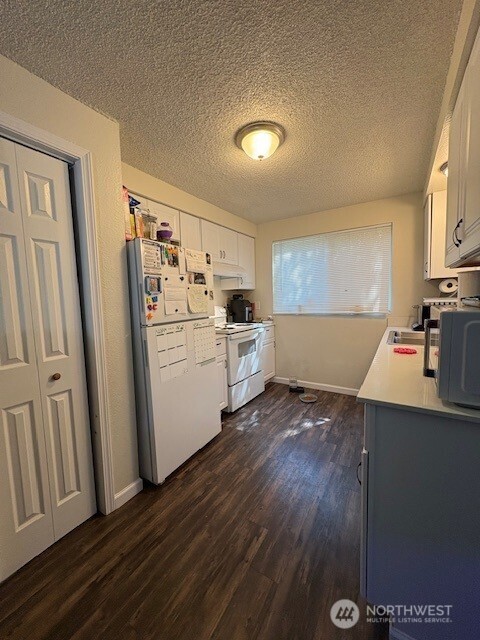 24407 Richards Road, Unit A & B Sedro-Woolley, WA 98284 - Photo 3 of 5 Gallery Image 3