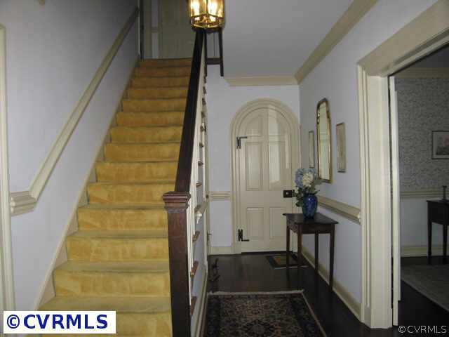 409 Henri Road Richmond, VA 23226 - Photo 2 of 10 a view of an entryway