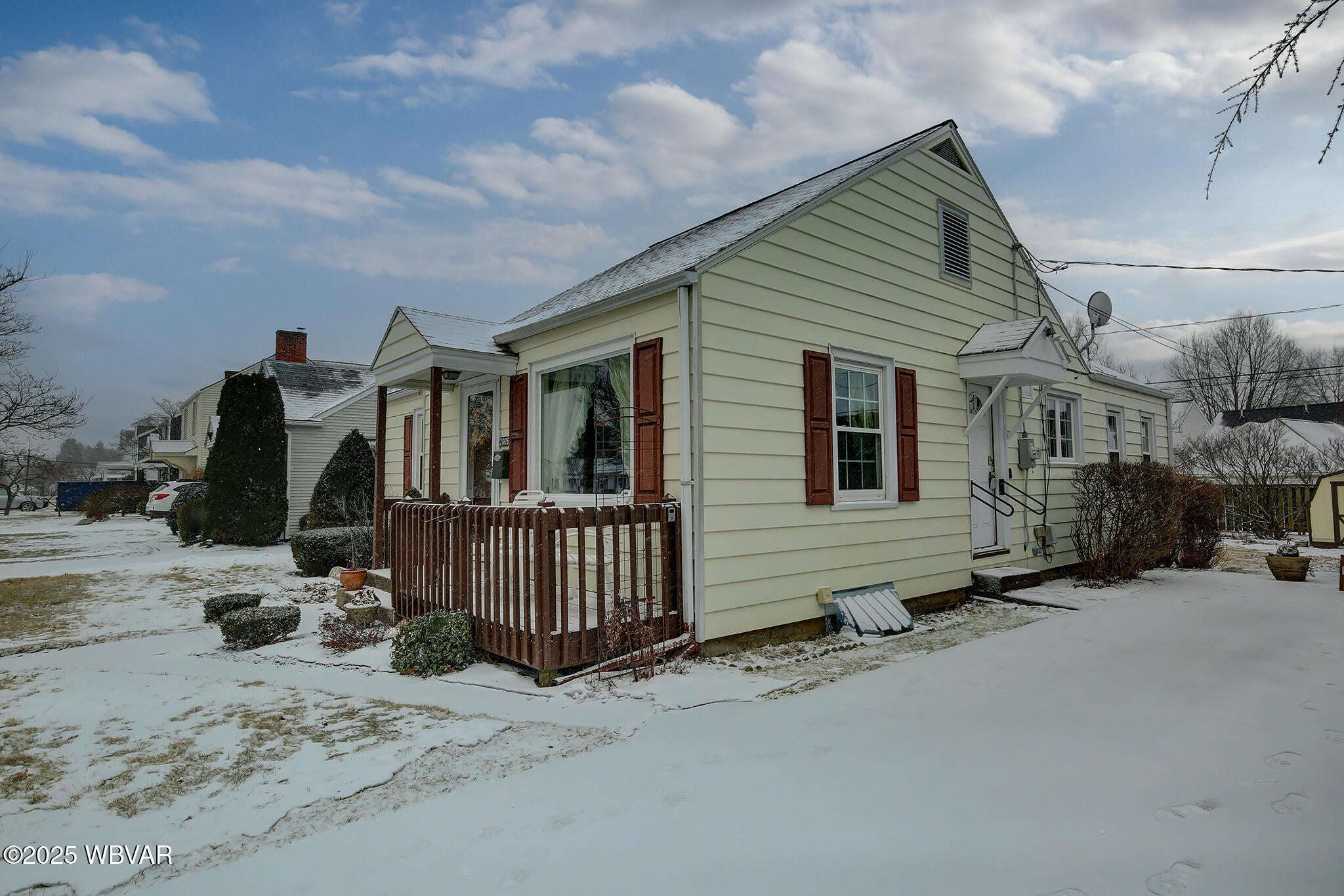 2026 Reed Street Williamsport, PA 17701 - Photo 3 of 47 Side of House 1