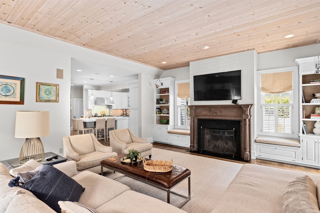 11 Beach Street Cohasset, MA 02025 - Photo 15 of 42