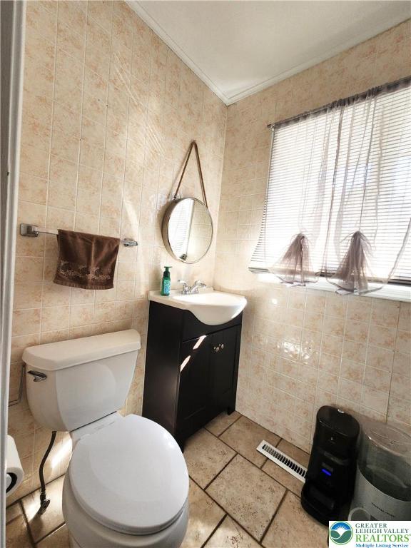 108 East Douglasville Road Nazareth, PA 18064 - Photo 13 of 42