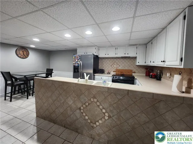 $1,200,000 | 108 East Douglasville Road, Nazareth, PA 18064