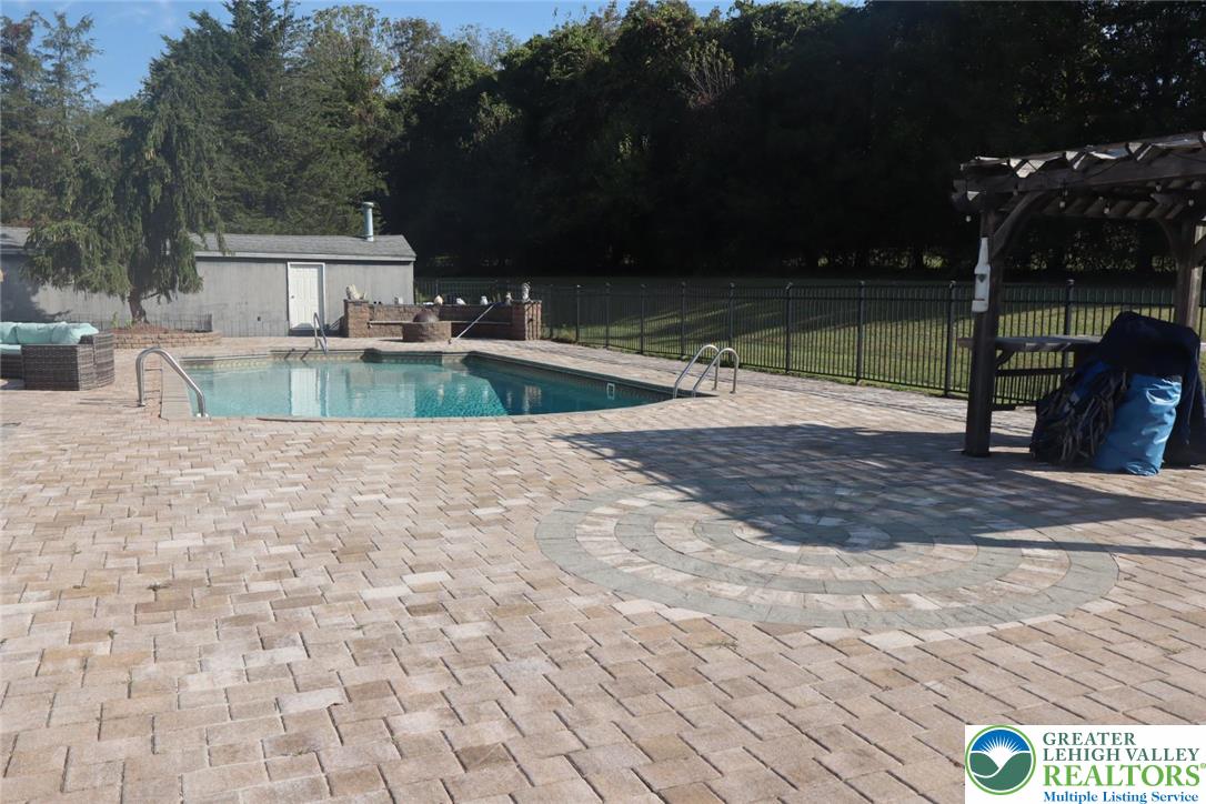 108 East Douglasville Road Nazareth, PA 18064 - Photo 35 of 42