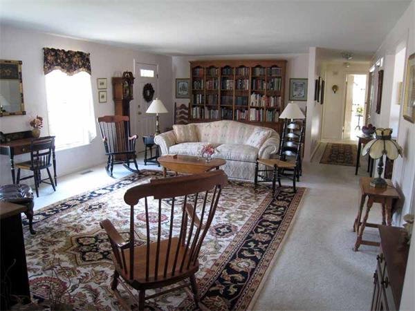 279 Long Plain Road Whately, MA 01373 - Photo 4 of 24 Gallery Image 4