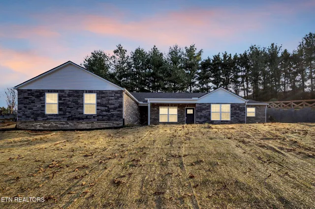 $450,000 | 149 Chapman View Drive, Seymour, TN 37865
