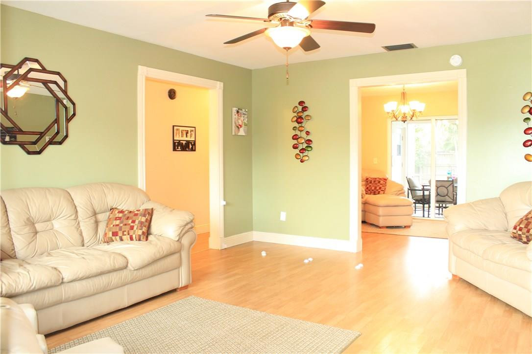 10810 Eureka Street Boca Raton, FL 33428 - Photo 4 of 32 Photo 4