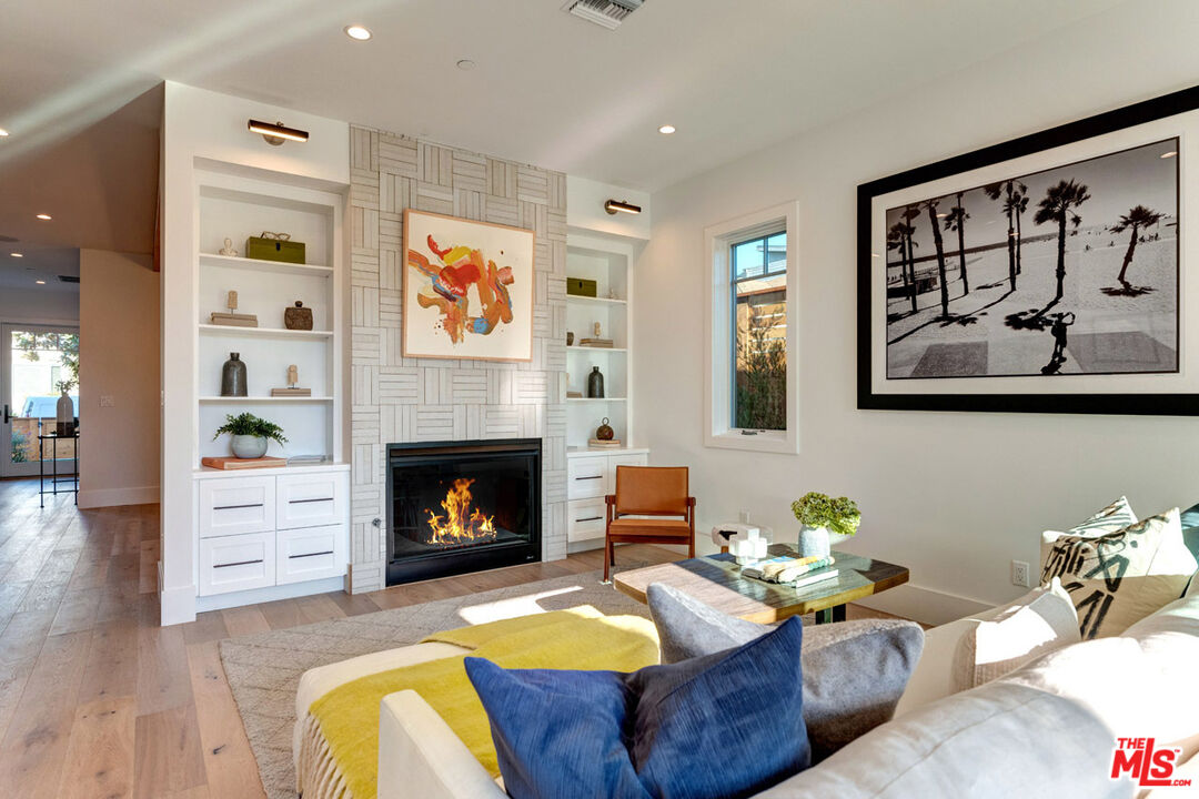221 Ruth Avenue Venice, CA 90291 - Photo 17 of 33 Gallery Image 17