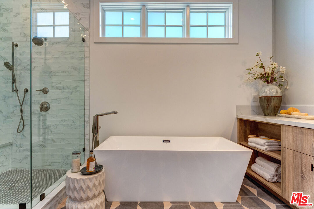 221 Ruth Avenue Venice, CA 90291 - Photo 32 of 33 Gallery Image 32