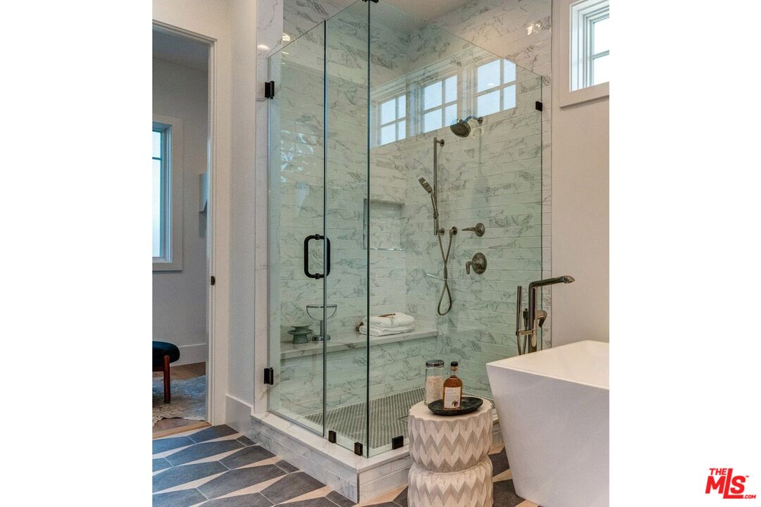 221 Ruth Avenue Venice, CA 90291 - Photo 33 of 33 Gallery Image 33