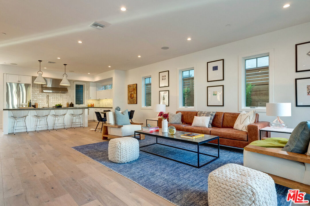 221 Ruth Avenue Venice, CA 90291 - Photo 9 of 33 Gallery Image 9