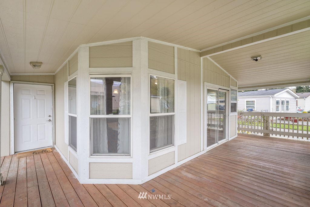 15400 Southeast 155th Place, Unit 7 Renton, WA 98058 - Photo 6 of 26 a view of entryway with wooden floor