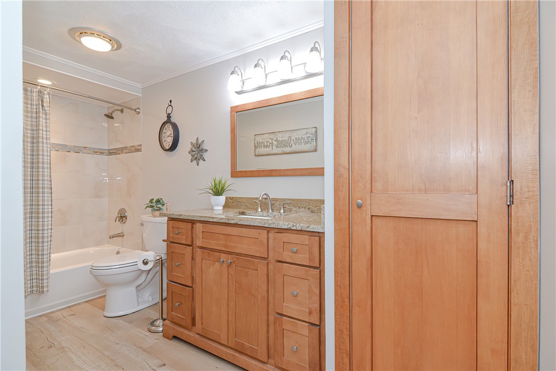 196 Old River Road, Unit 101 Lincoln, RI 02865 - Photo 17 of 29