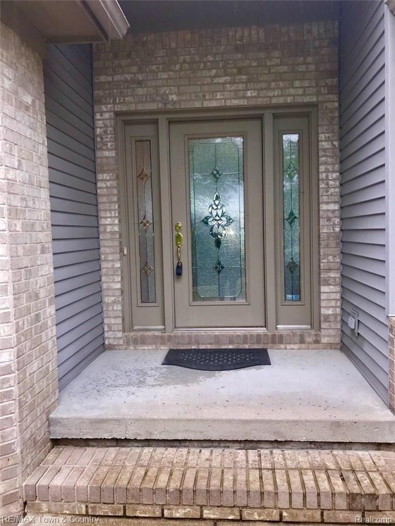 6189 Perry Road Grand Blanc, MI 48439 - Photo 9 of 63 25064 (1).jpeg