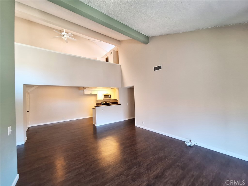 92 Country Mile Road Pomona, CA 91766 - Photo 7 of 27 Gallery Image 7