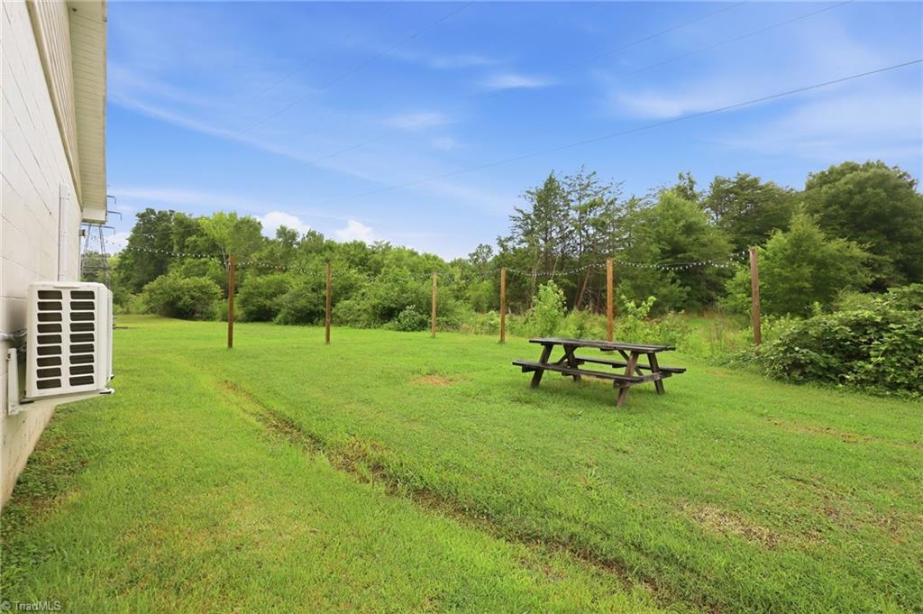 404 Glen Raven Road Burlington, NC 27217 - Photo 32 of 33