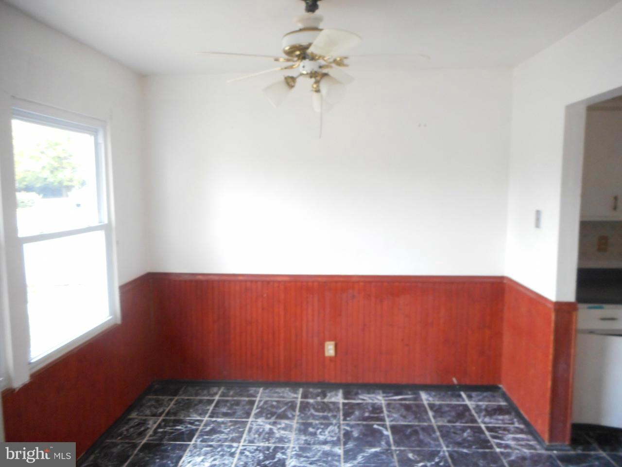 17518 Hoskinson Road Poolesville, MD 20837 - Photo 3 of 22 Kitchen