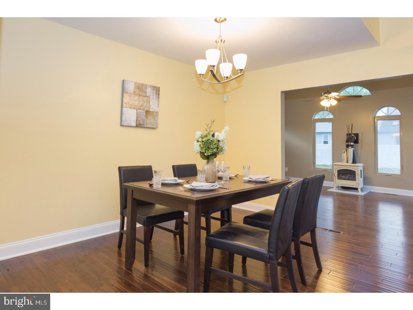 25 Chevy Chase Road Sicklerville, NJ 08081 - Photo 8 of 24 Dining Room