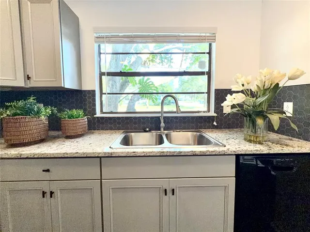 $2,600 | 2 Shine Avenue, Orlando, FL 32801