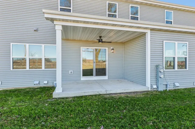 $409,900 | 3161 Drumlin Rdg Drive, Cottage Grove, WI 53527