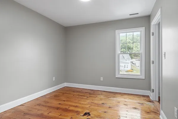 $2,200 | 79 Gage Street, Unit 3, Worcester, MA 01605