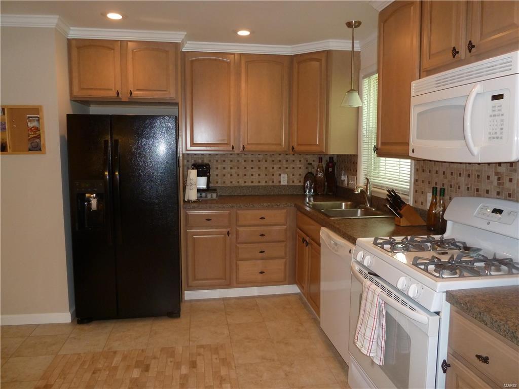 747 Winding Path Lane Manchester, MO 63021 - Photo 7 of 18 Gallery Image 7