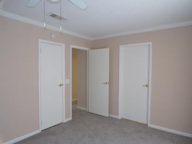 $1,495 | 106 Dawn, Unit 3, Horseshoe Bay, TX 78657