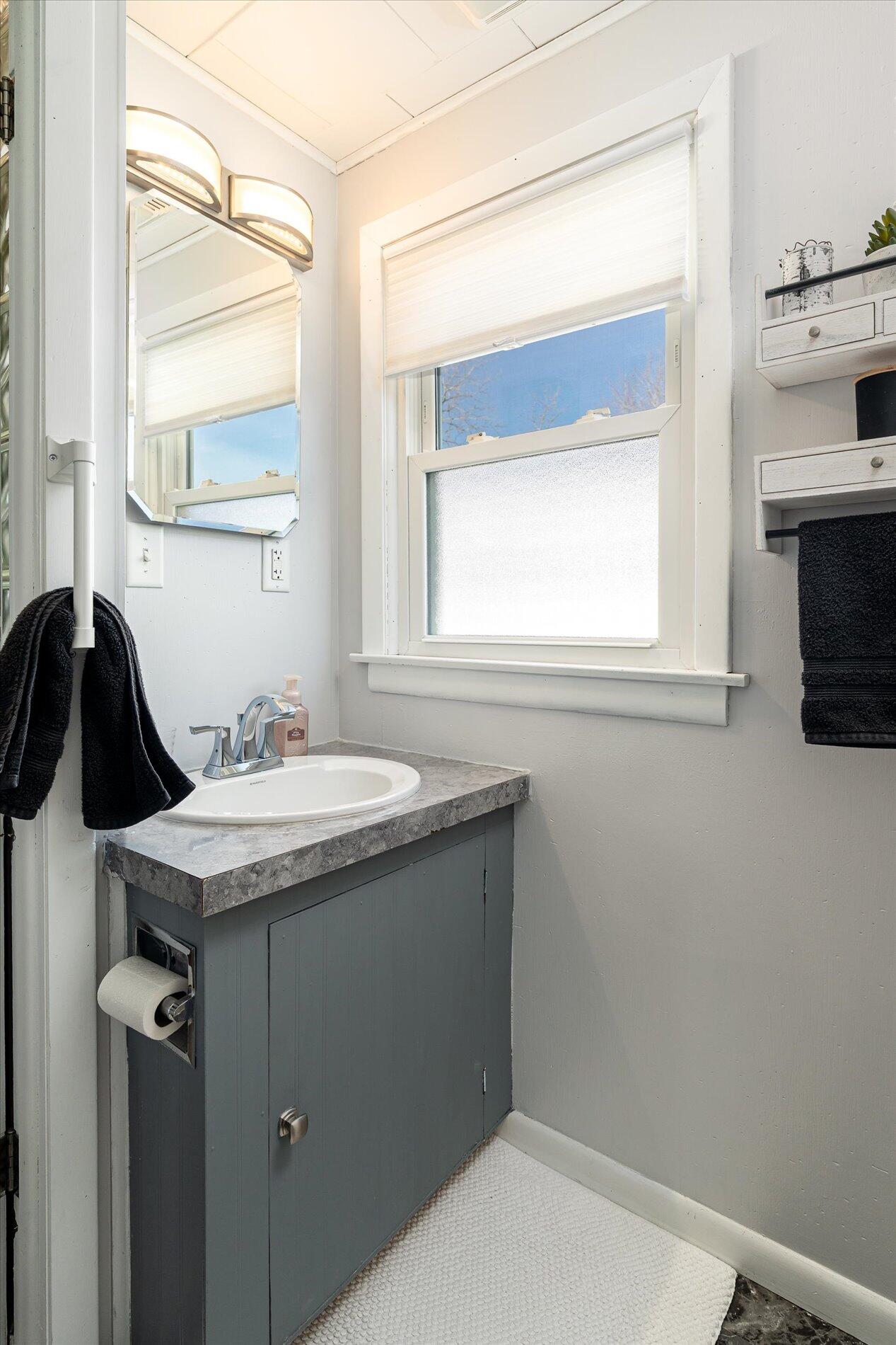 206 Washington Street Westby, WI 54667 - Photo 9 of 15 09-206 Washington St Westby--9