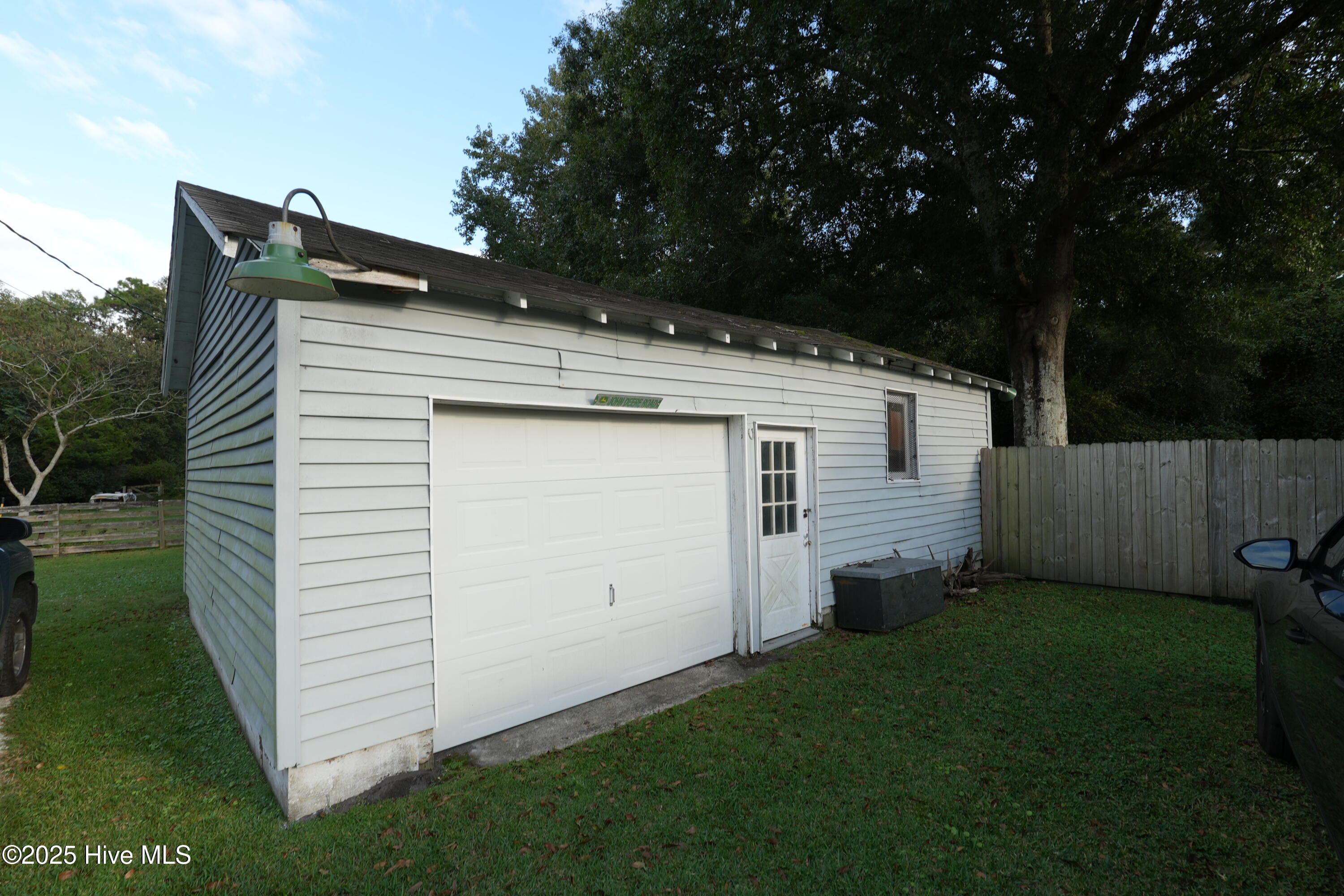 3524 Castle Hayne Road Castle Hayne, NC 28429 - Photo 18 of 25 Garage / Shop