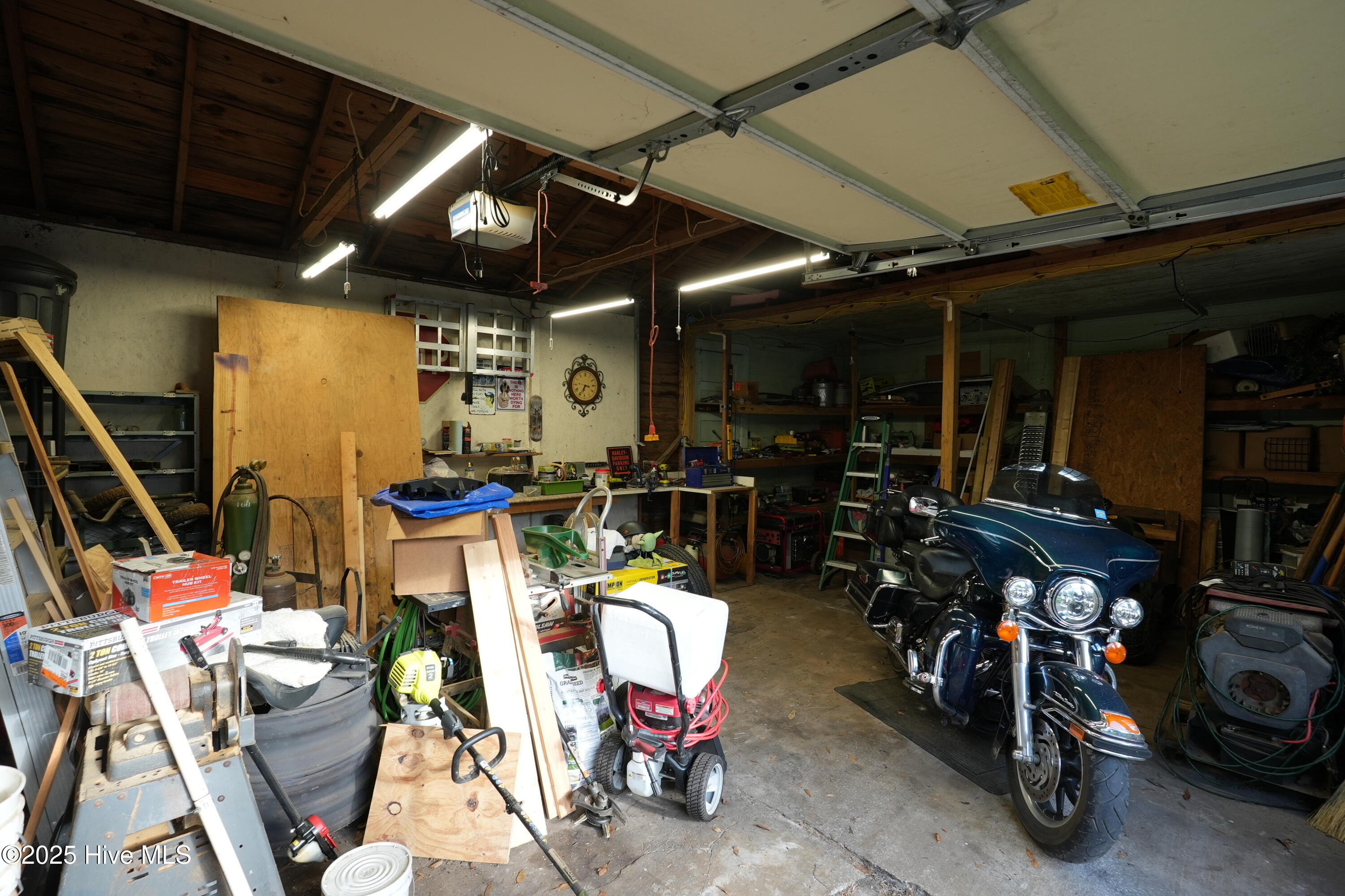 3524 Castle Hayne Road Castle Hayne, NC 28429 - Photo 19 of 25 Garage / Shop
