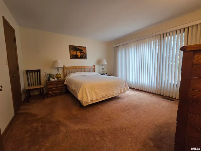 $269,000 | 567 Union Grove Road, Carbondale, IL 62903