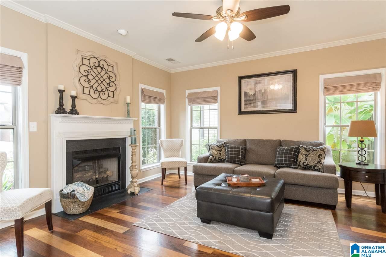 526 Cahaba Manor Lane Pelham, AL 35124 - Photo 8 of 41