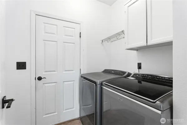 $679,950 | 10430 13th Ave Court East, Tacoma, WA 98445