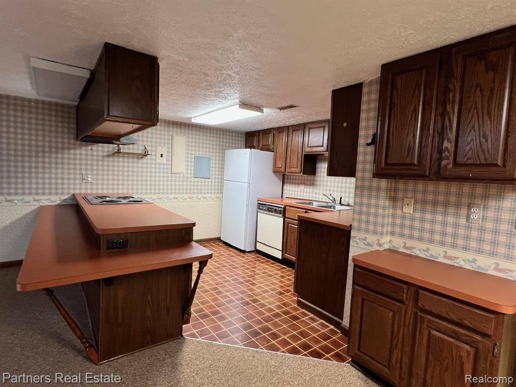 5618 Mountain Road Brighton, MI 48116 - Photo 39 of 53 Gallery Image 39